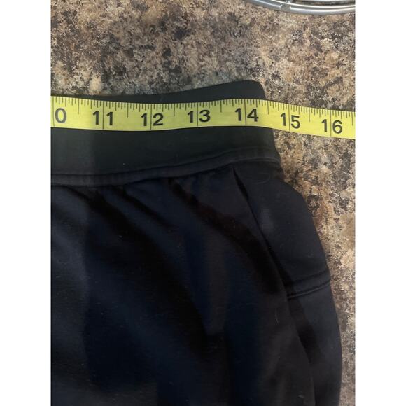 Lululemon Twisted and Tucked Pant Joggers Black Size 6 - Picture 8 of 9